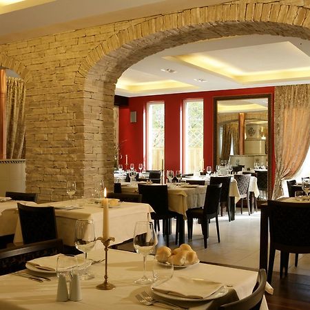 Albergo Ristorante Marcheno Exterior photo