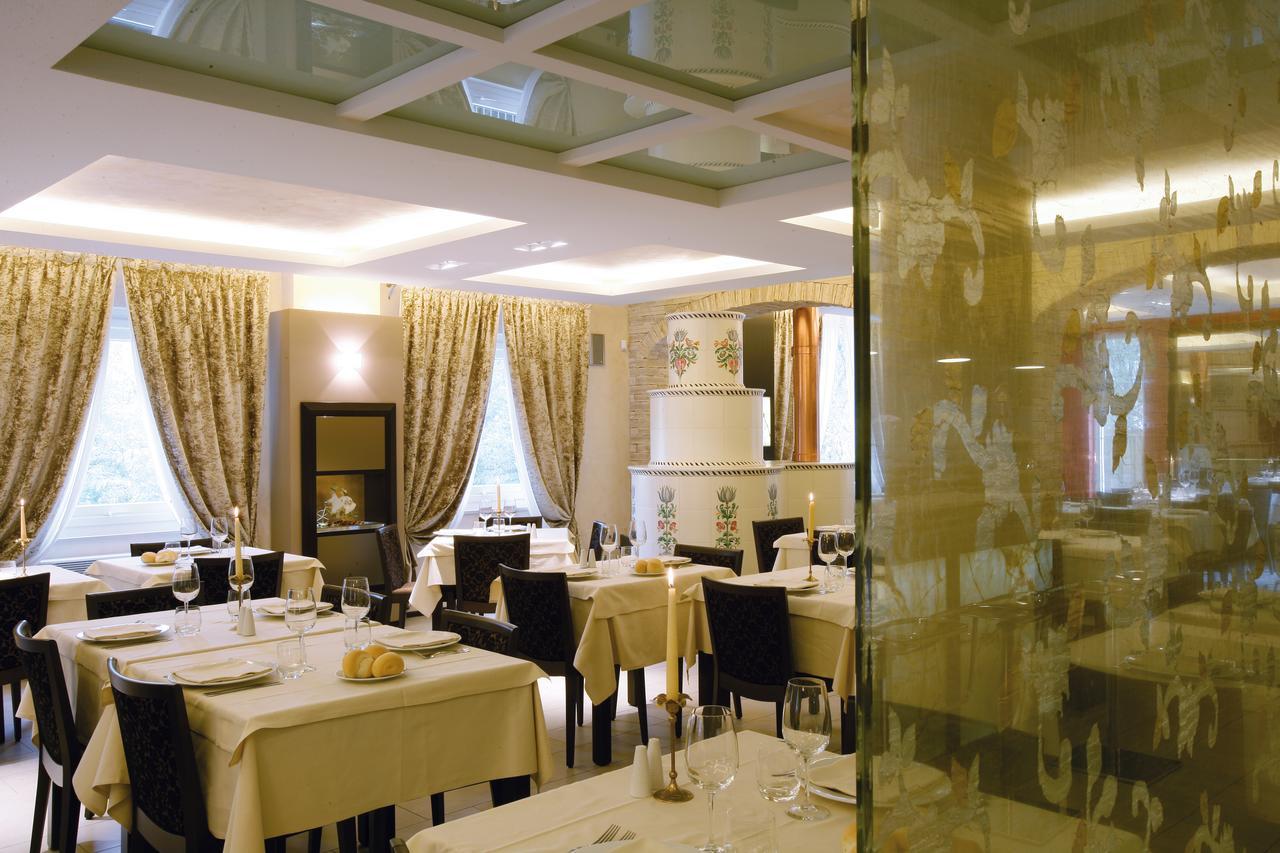 Albergo Ristorante Marcheno Exterior photo